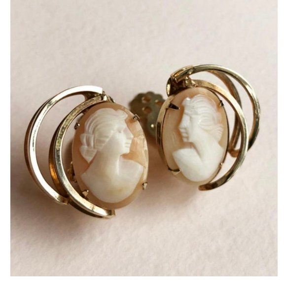 Large lady cameo clip on earrings gold hand carved shell cameo jewelry